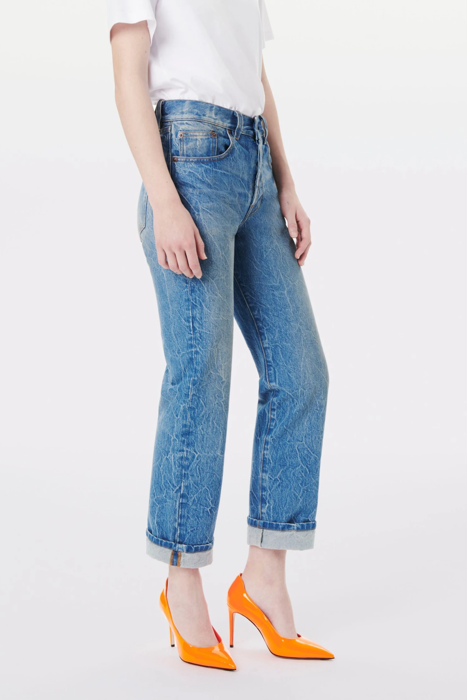 Victoria Beckham Victoria Mid-Rise Jean In Miami Wash 2 Victoria Beckham Victoria Mid-Rise Jean In Miami Wash - Image 2