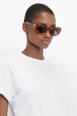 Victoria Beckham Monogram Detail Sunglasses In Blonde Havana -Victoria Beckham 02 5130