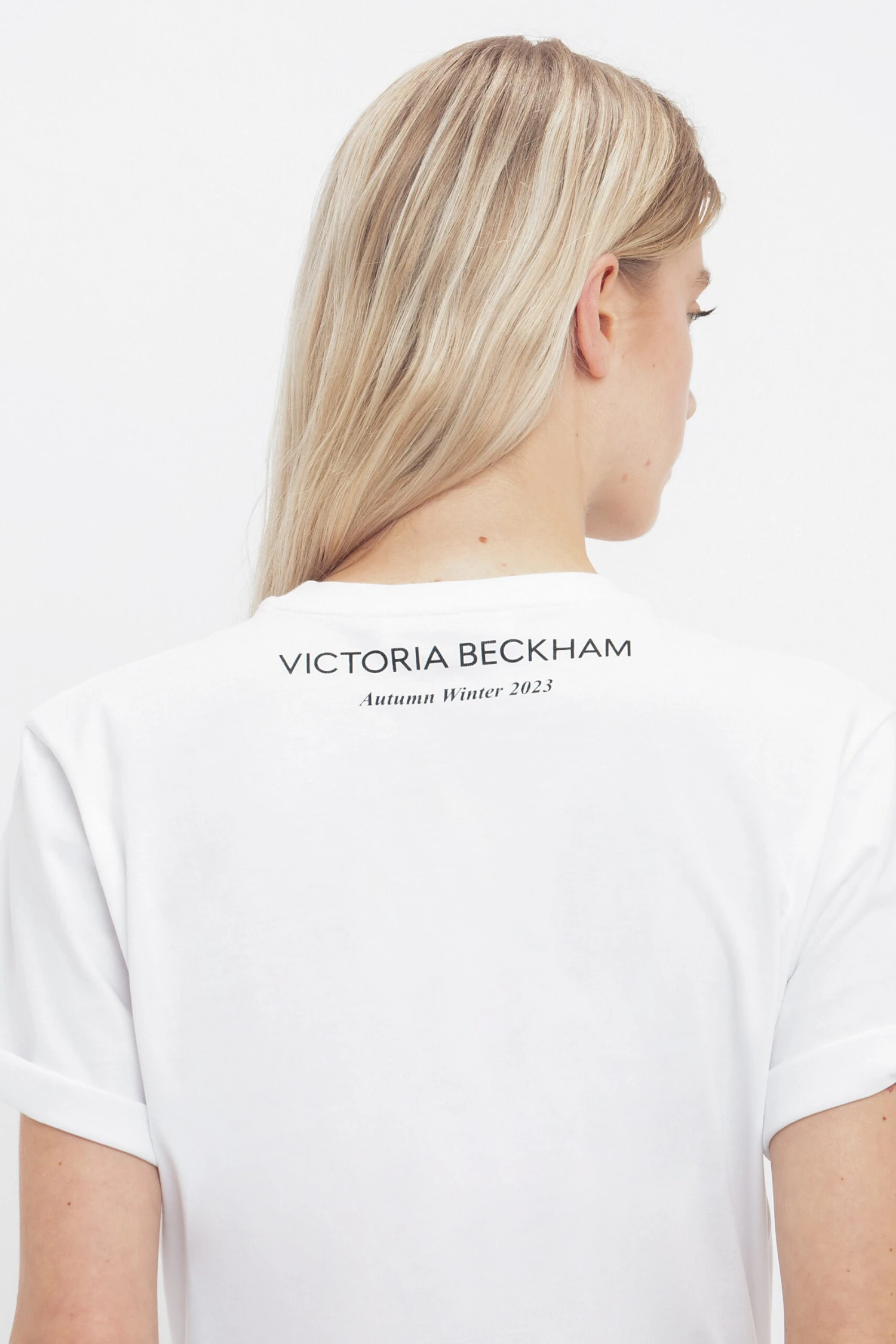Victoria Beckham IT'S PARIS, BABY! T-shirt In White 5 Victoria Beckham IT'S PARIS, BABY! T-shirt In White - Image 5