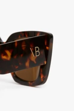 Victoria Beckham VB Monogram Detail Sunglasses In Dark Havana -Victoria Beckham 20230315 VB ACC 040027