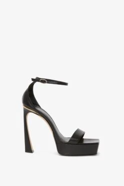 Victoria Beckham Squared Toe Platform Sandal In Black