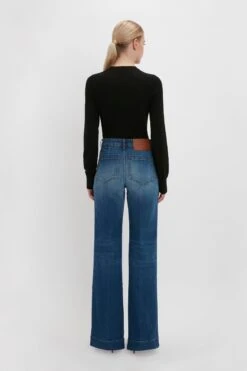 Victoria Beckham Merino Crew Jumper In Black -Victoria Beckham 20230614 VB ecom 432