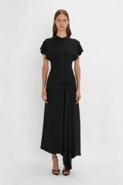 Victoria Beckham Short Sleeve Tie Detail Dress In Black