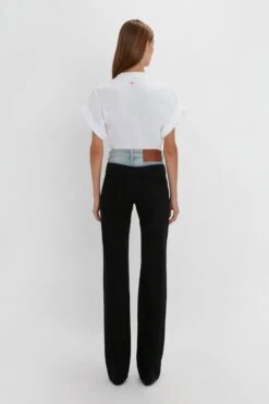 Victoria Beckham Julia Jean In Contrast Wash -Victoria Beckham 20230912 VB 727 20f47d00 a4cd 4ca4 8ba8 e068f922ad84