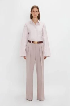Victoria Beckham Button Detail Cropped Shirt In Rose Quartz