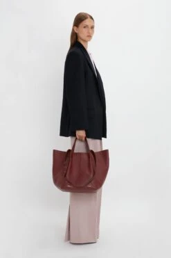 Victoria Beckham Peak Lapel Jacket In Midnight -Victoria Beckham 20230912 VB 825