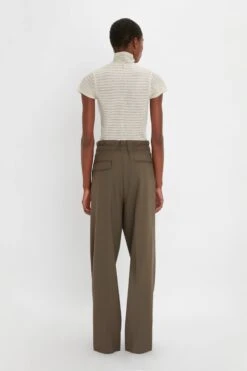Victoria Beckham Gathered Waist Utility Trouser In Oregano -Victoria Beckham 20230913 VB 282 e0723d1b 747b 4f9a bc55 1bd23ce5a7b2