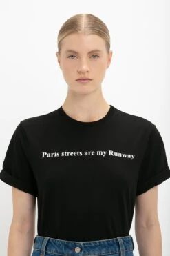 Victoria Beckham PARIS STREETS ARE MY RUNWAY T-shirt In Black 9 Victoria Beckham PARIS STREETS ARE MY RUNWAY T-shirt In Black -Victoria Beckham 8K1A2987