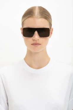 Victoria Beckham Rectangular Visor In Gold-Smoke -Victoria Beckham 8K1A2999