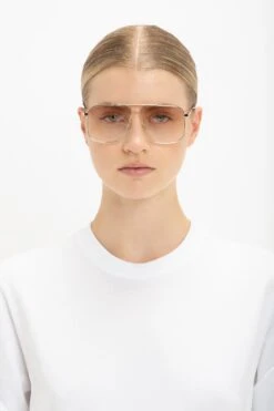 Victoria Beckham Double Bridge V-Line Navigator In Gold-Blush -Victoria Beckham 8K1A3007