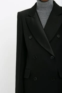 Victoria Beckham Double Breasted Tuxedo Coat In Black 11 Victoria Beckham Double Breasted Tuxedo Coat In Black -Victoria Beckham 8K1A3298
