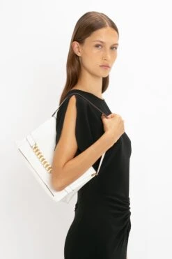 Victoria Beckham Gathered Waist Midi Dress In Black -Victoria Beckham 8K1A3744