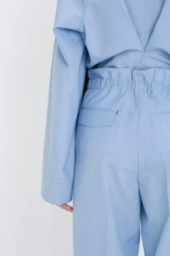 Victoria Beckham Gathered Waist Utility Trouser In Oxford Blue -Victoria Beckham 8K1A3855