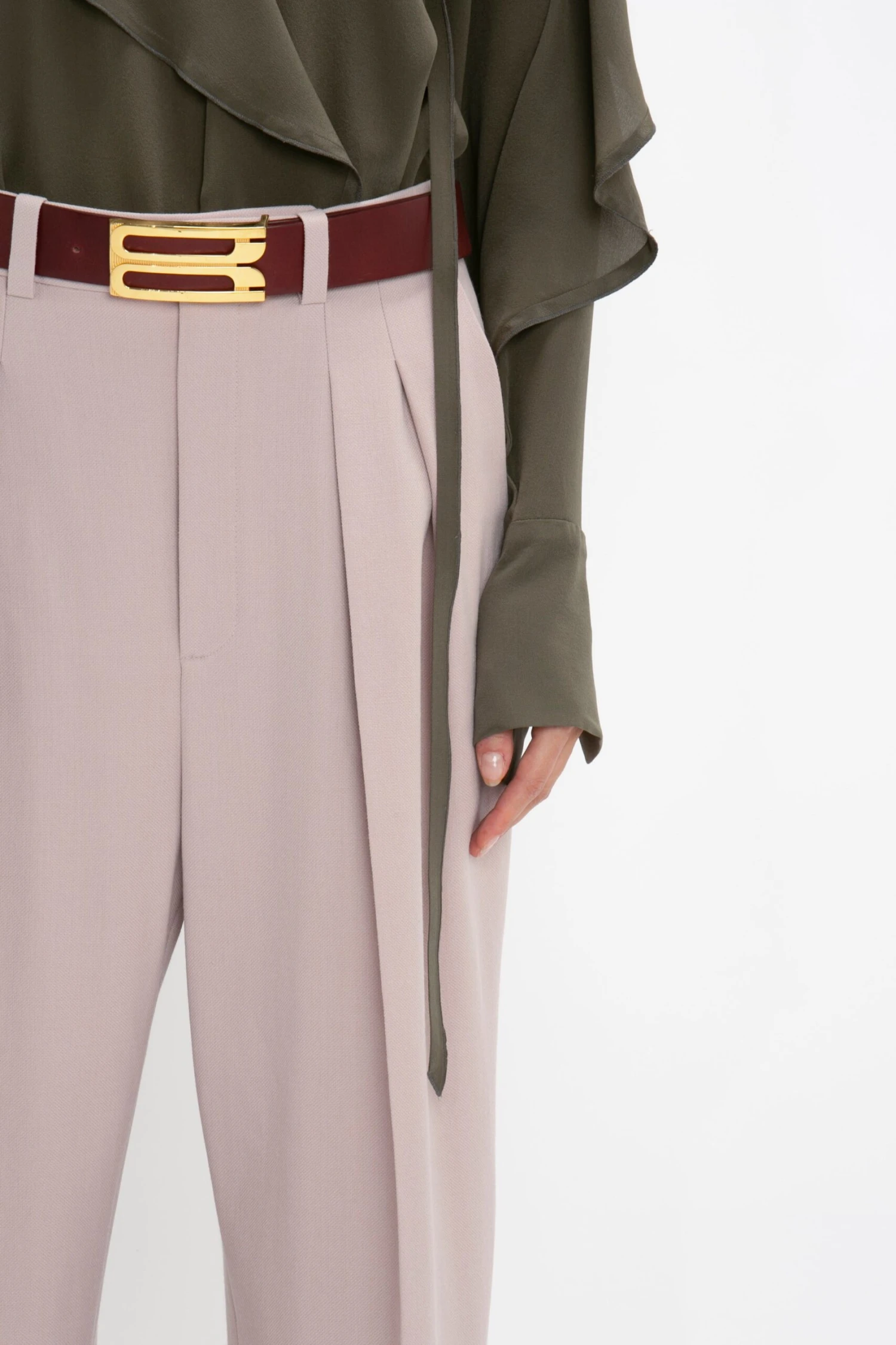 Victoria Beckham Double Pleat Trouser In Rose Quartz 4 Victoria Beckham Double Pleat Trouser In Rose Quartz - Image 4