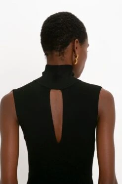 Victoria Beckham Cut Out Front Floor-Length Dress In Black -Victoria Beckham 8K1A4082