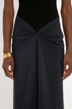 Victoria Beckham Polo Neck Gathered Dress In Midnight 11 Victoria Beckham Polo Neck Gathered Dress In Midnight -Victoria Beckham 8K1A4097