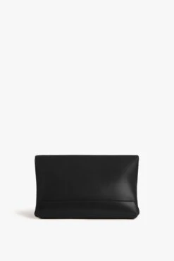 Victoria Beckham Chain Pouch Bag In Black Leather -Victoria Beckham A16 VICTORIA BECKHAM CHAIN POUCH B422AAC004261A BLACK1 2700 4050 247 LR