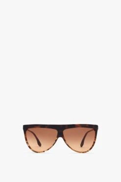 Victoria Beckham Flat Top V Sunglasses In Striped Dark Havana