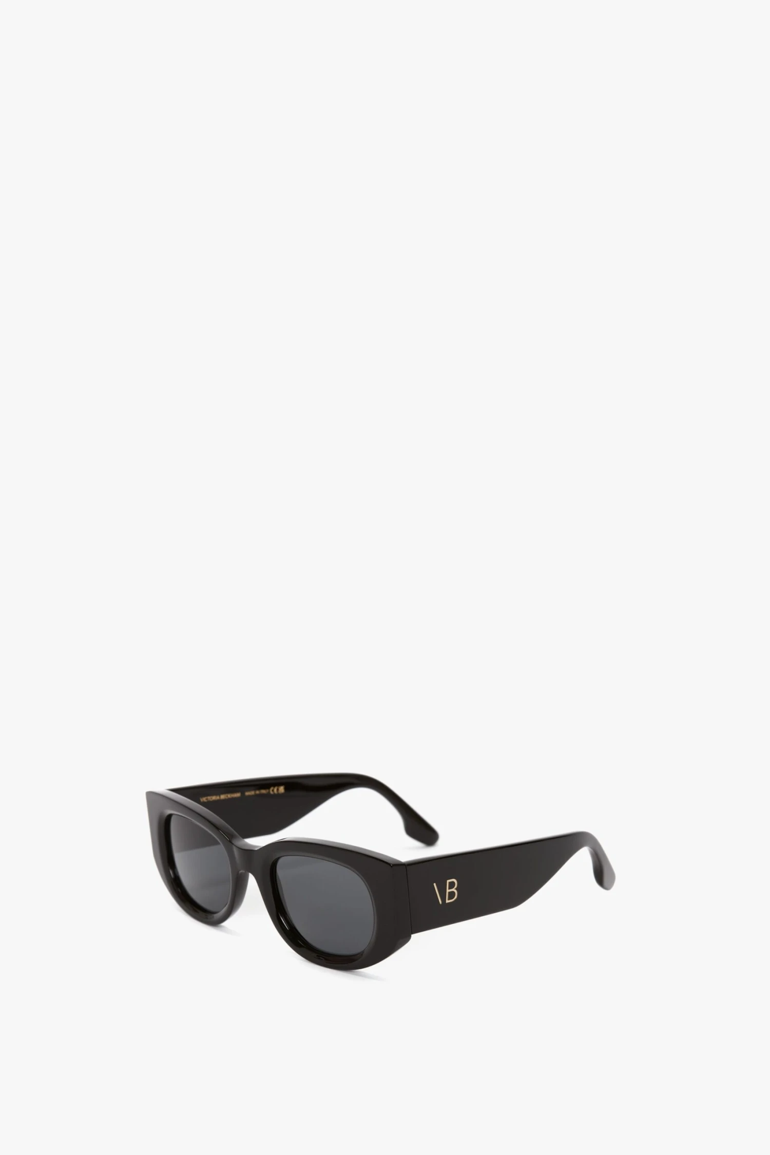 Victoria Beckham Monogram Detail Sunglasses In Black 2 Victoria Beckham Monogram Detail Sunglasses In Black - Image 2