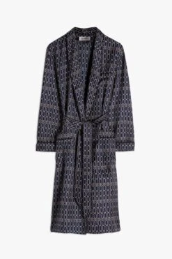 Victoria Beckham Chain Print Robe In Navy 9 Victoria Beckham Chain Print Robe In Navy -Victoria Beckham PYJAMA ROBE NAVY 1 247 LR