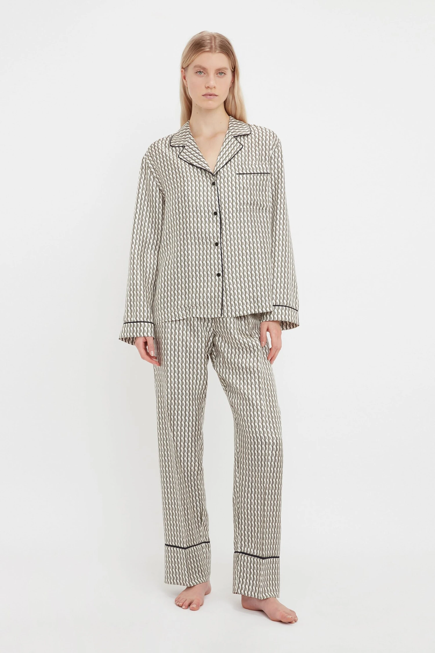 Victoria Beckham Pyjama Sleep Set In VB House Monogram Jacquard 3 Victoria Beckham Pyjama Sleep Set In VB House Monogram Jacquard - Image 3