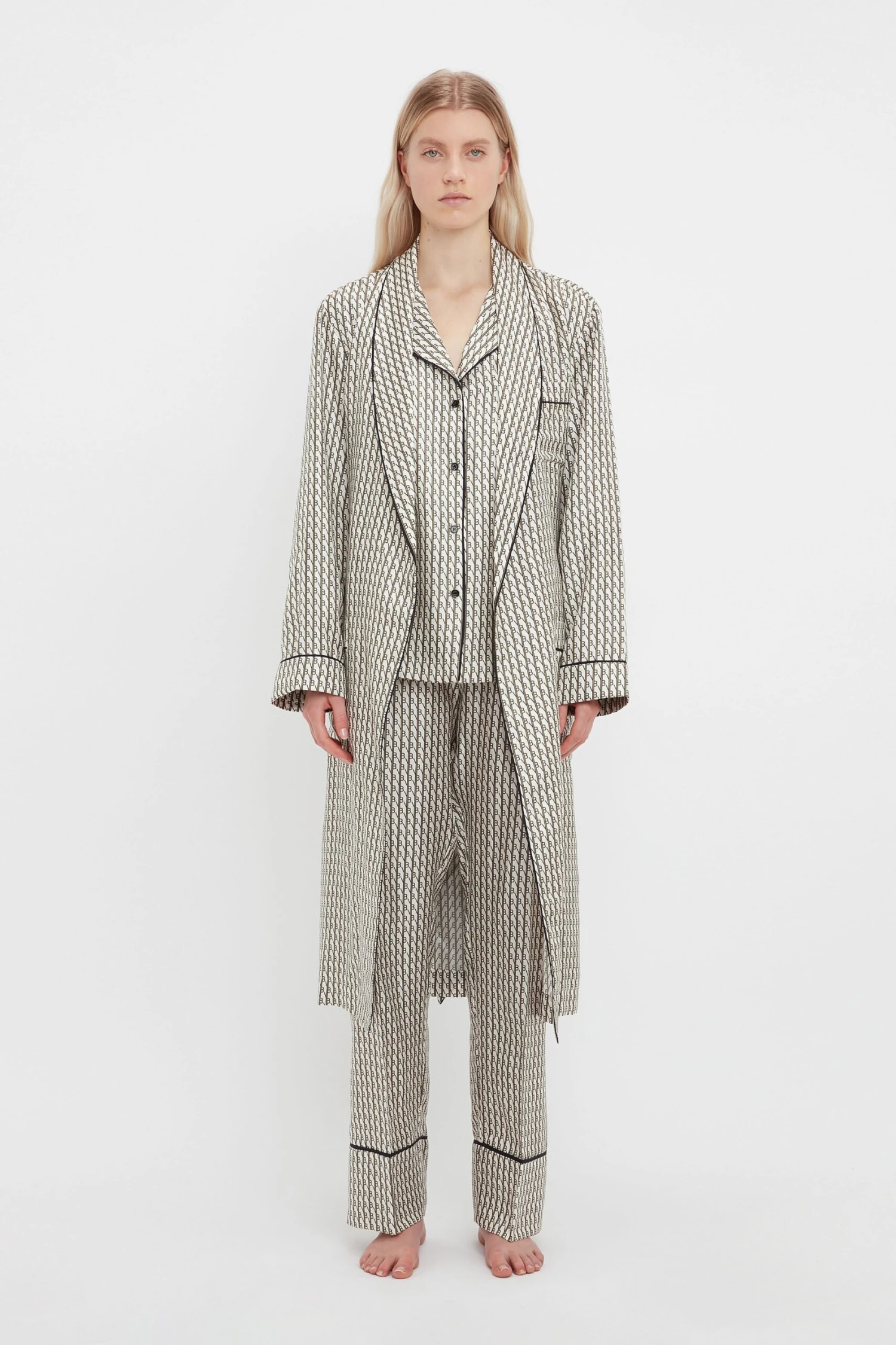 Victoria Beckham Pyjama Robe In VB House Monogram Jacquard 3 Victoria Beckham Pyjama Robe In VB House Monogram Jacquard - Image 3