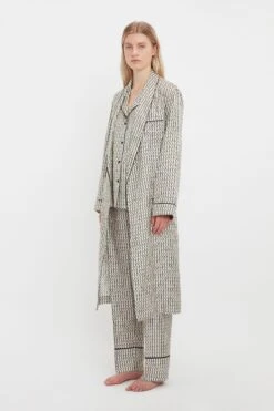 Victoria Beckham Pyjama Robe In VB House Monogram Jacquard 13 Victoria Beckham Pyjama Robe In VB House Monogram Jacquard -Victoria Beckham RobeInVBHouseMonogramJacquardSide