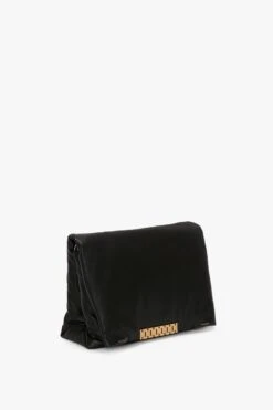Victoria Beckham Puffy Jumbo Chain Pouch In Black Leather 10 Victoria Beckham Puffy Jumbo Chain Pouch In Black Leather -Victoria Beckham UntitledSession4814
