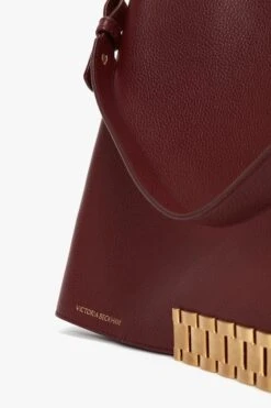 Victoria Beckham Jumbo Chain Pouch In Bordeaux -Victoria Beckham UntitledSession7251