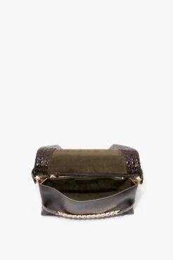 Victoria Beckham Chain Pouch With Strap In Chocolate Croc-Effect Leather 18 Victoria Beckham Chain Pouch With Strap In Chocolate Croc-Effect Leather -Victoria Beckham VictoriaBeckham ChainPouchWithStrapInBordeauxCrocLeather B423AAC005063A Detail Model5 2 JPG