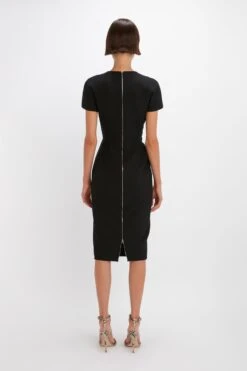 Victoria Beckham Spiral Fitted T-Shirt Dress In Black -Victoria Beckham VictoriaBeckham FittedT ShirtDressInBlack Black 1123WDR004413A 2700 4050 247 WHITE LR Back Model3 JPG
