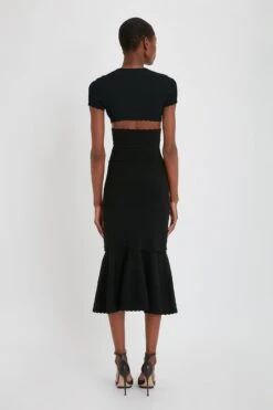 Victoria Beckham Flared Stretch Knit Skirt In Black 10 Victoria Beckham Flared Stretch Knit Skirt In Black -Victoria Beckham VictoriaBeckham FlaredSkirtInBlack BLACK 1223KSK004554A 2700 4050 247 WHITE LR HR Back Model4 JPG 163f55cf ef9c 4ba5 a353 f9f14aadf05c