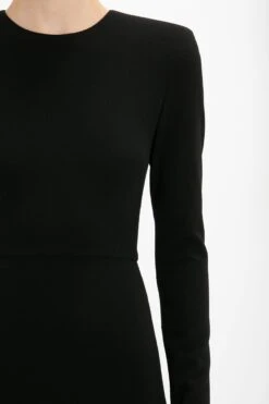 Victoria Beckham Long Sleeve T-Shirt Fitted Dress In Black -Victoria Beckham VictoriaBeckham LongSleeveT ShirtFittedDressInBlack BLACK 1423WDR004987A Detail Model5 3 JPG 221e74ed 435d 4bb4 82ce 9be18cf0d42a