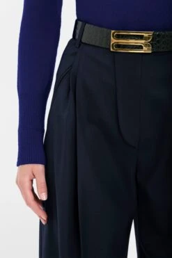 Victoria Beckham Polo Neck Jumper In Navy -Victoria Beckham VictoriaBeckham PoloNeckJumperInSapphireBlue SAPPHIREBLUE 1423KJU005045A Detail Model5 5 JPGcopy 01fe475c d463 493a 9386 b701659ad2a4