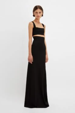 Victoria Beckham Floor-Length Knitted Skirt In Black 9 Victoria Beckham Floor-Length Knitted Skirt In Black -Victoria Beckham VictoriaBeckham VBxMyTheresaKnittedFloorLengthSkirtinBlack BLACK 1123KSK004230A 2700 4050 247 WHITE LR HR Side Model3 JPG