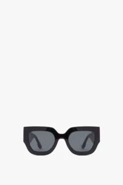 Victoria Beckham Wide Flat Square Sunglasses In Black